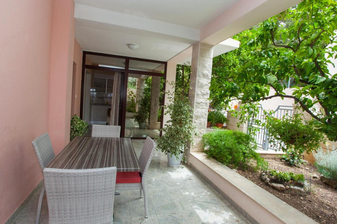 Villa Alesa Тучепи Экстерьер фото