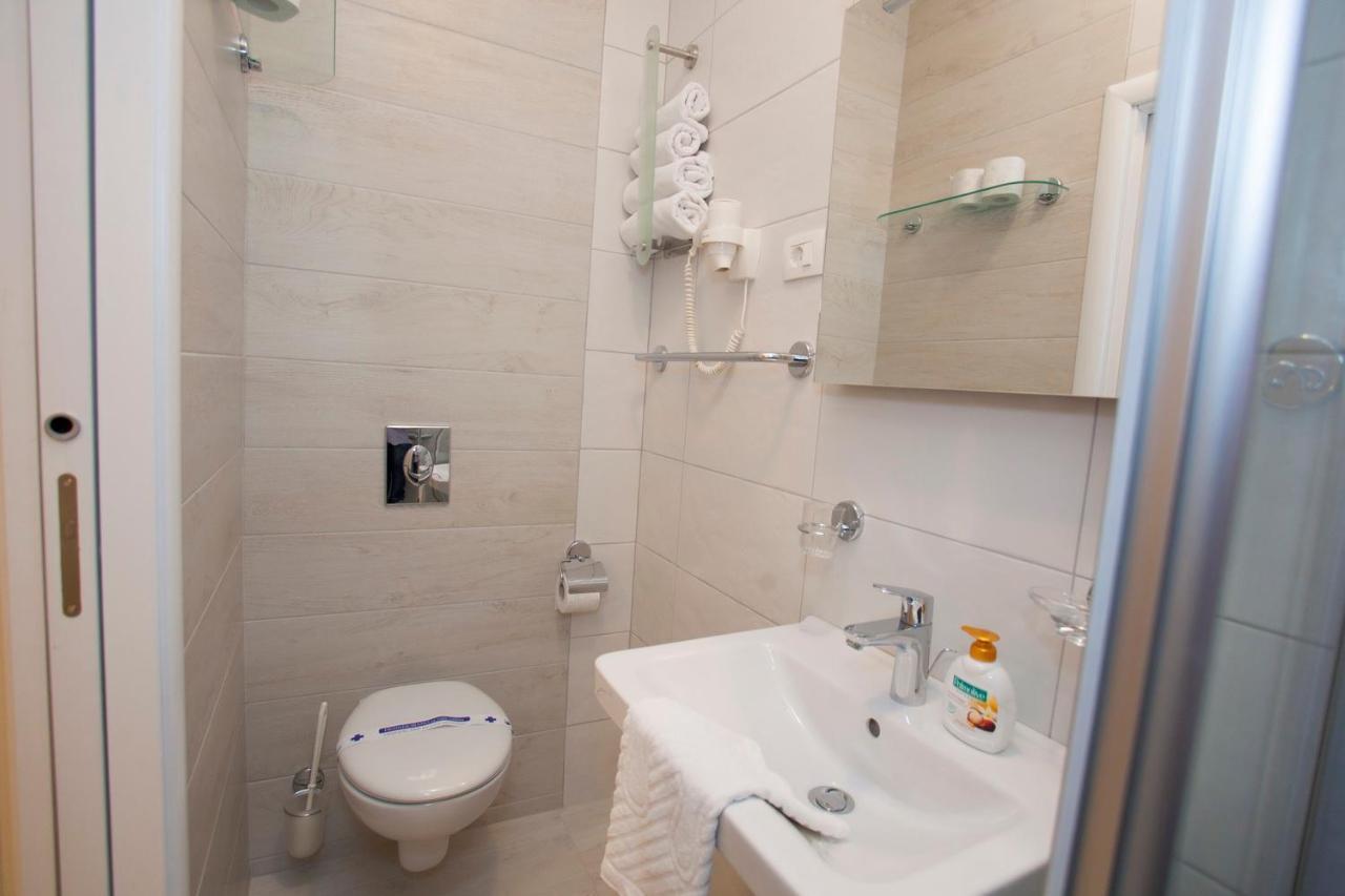 Villa Alesa Тучепи Экстерьер фото
