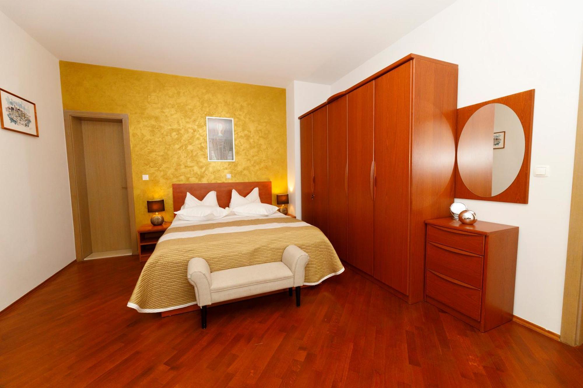 Villa Alesa Тучепи Экстерьер фото